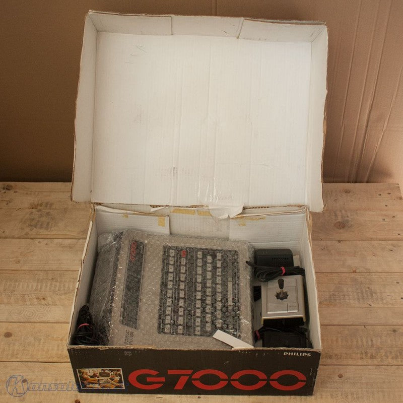 Konsole G 7000 + Original Controller + Zubehör