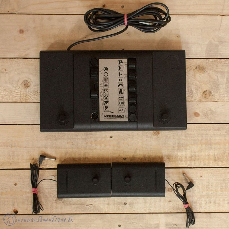 Konsole 3001 + 2 Original Controller + Zubehör
