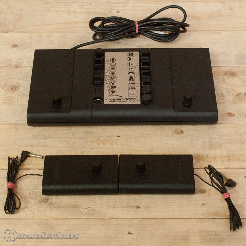 Konsole 3001 + 2 Original Controller + Zubehör