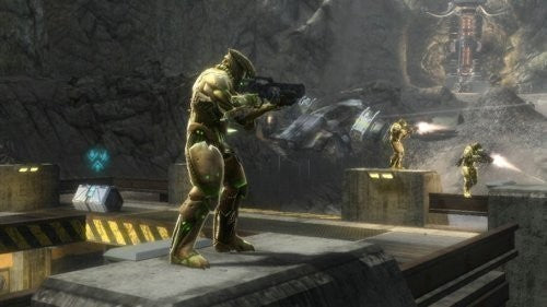 Lost Planet: Extreme Condition (GB)