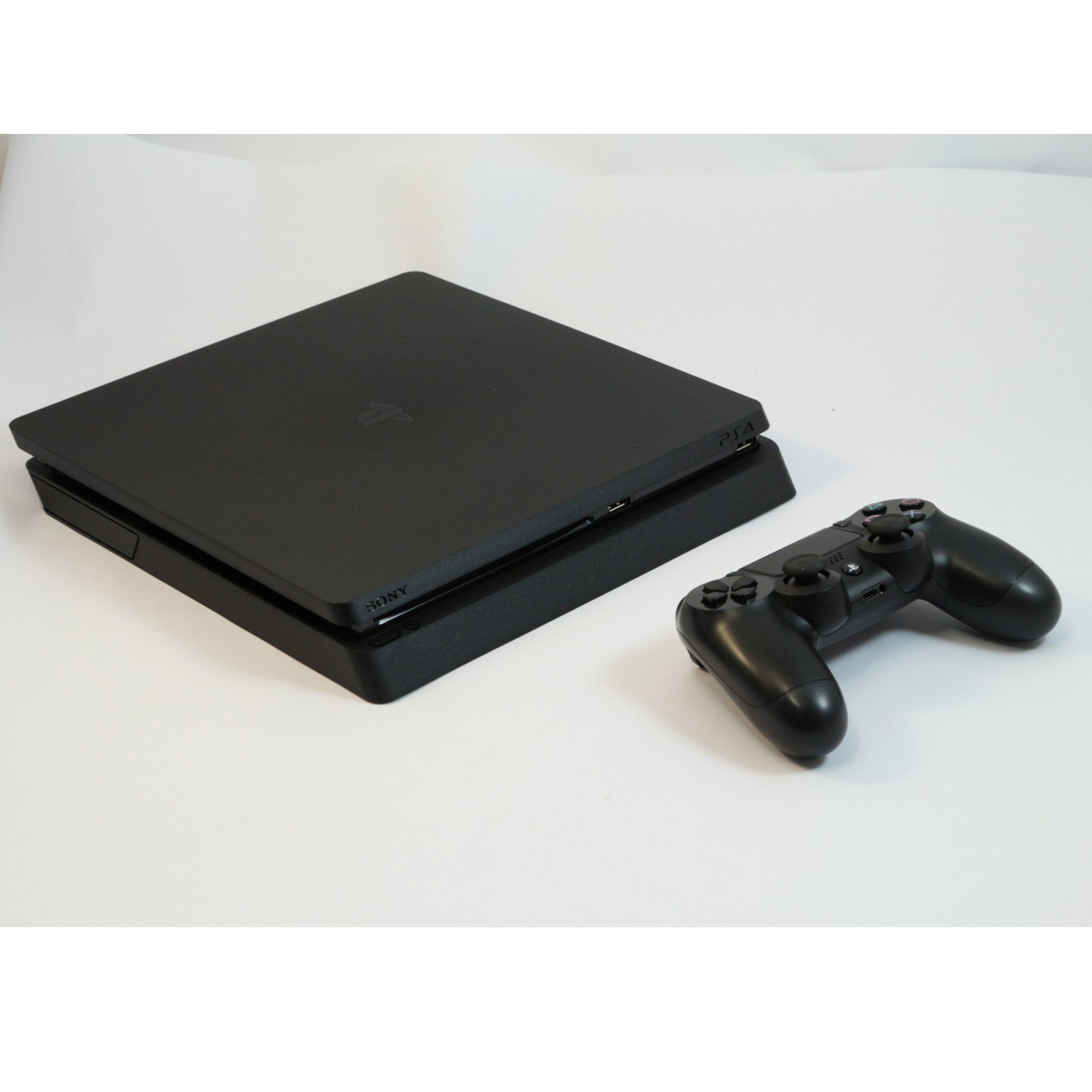 Konsole Slim 1TB + FIFA 18 + Original Controller