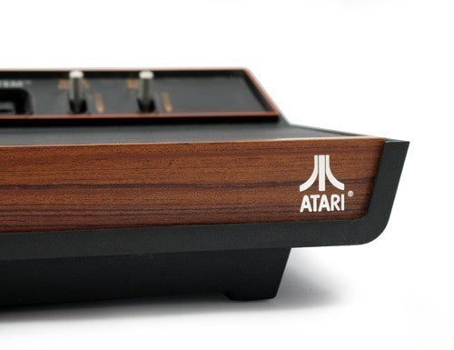 Konsole CX-2600 AP #4 Schalter Holz-Design + Spiel + 4 Controller + Zubehör