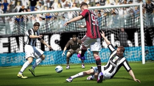Pure Football / Pure Futbol