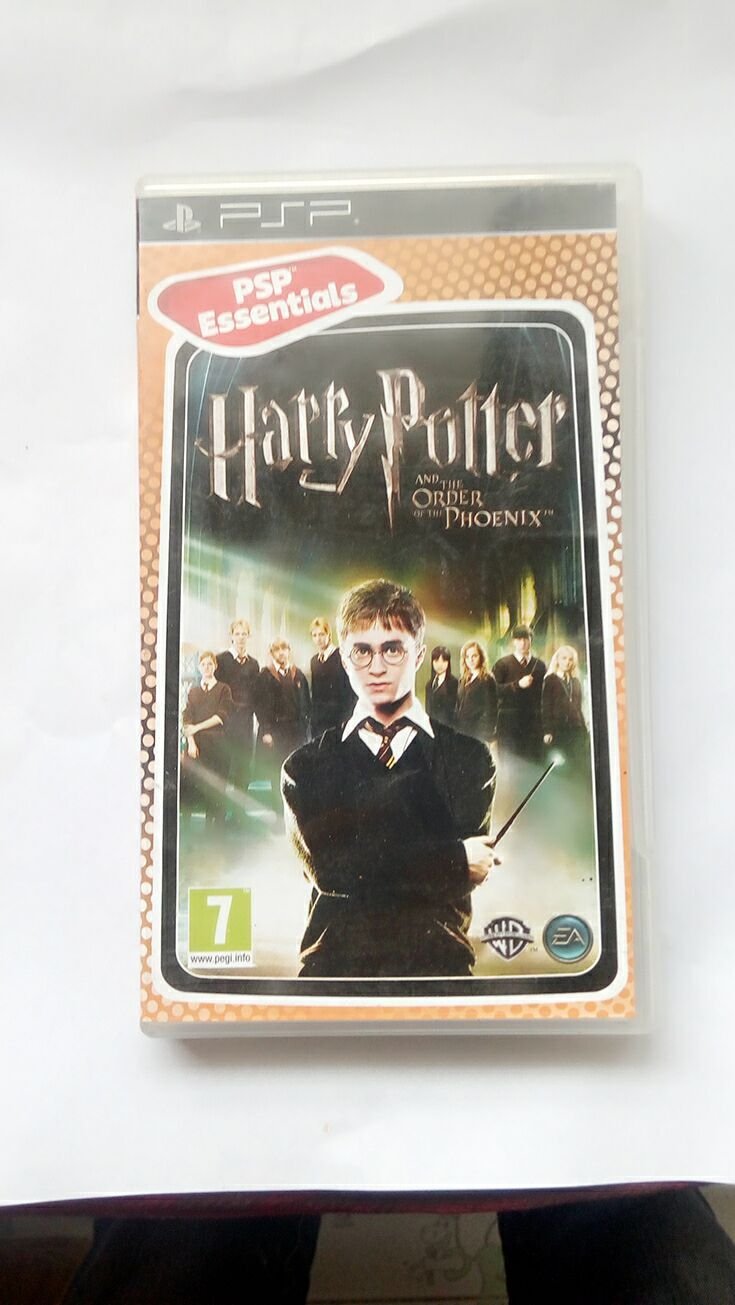 Harry Potter und der Orden des Phönix (PL) — Essentials
