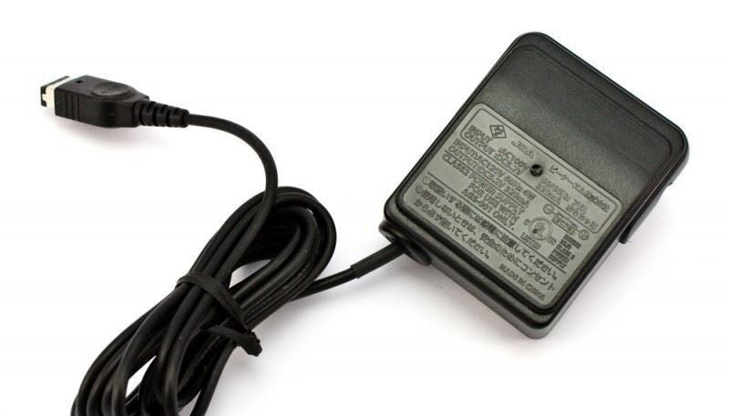 Original US Netzteil / Ladegerät / Ladekabel / AC Adapter für SP + DS [Nintendo]