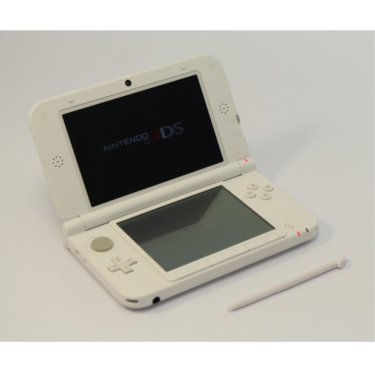 Konsole XL Super Mario 3D Land Edition weiß + Netzteil