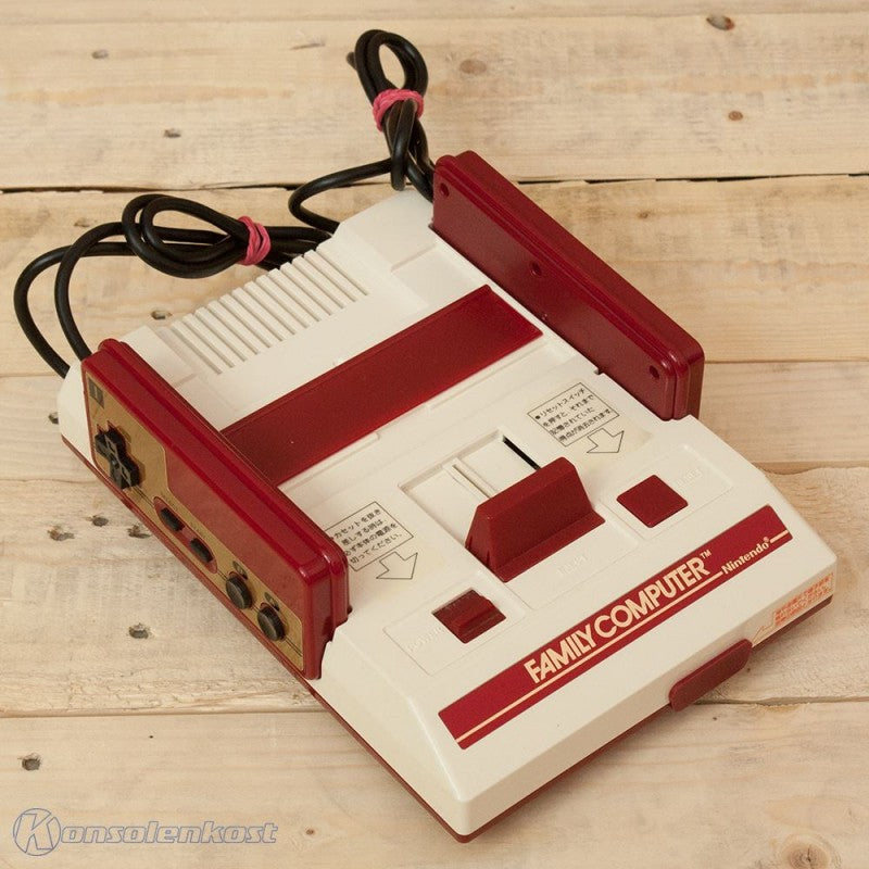 Konsole Family Computer + 2 Original Controller (JP)