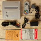 Konsole Mini / Jr. + Original Controller + Zubehör (JP)
