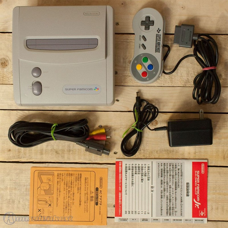 Konsole Mini / Jr. + Original Controller + Zubehör (JP)