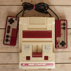 Konsole + 2 Original Controller (JP)