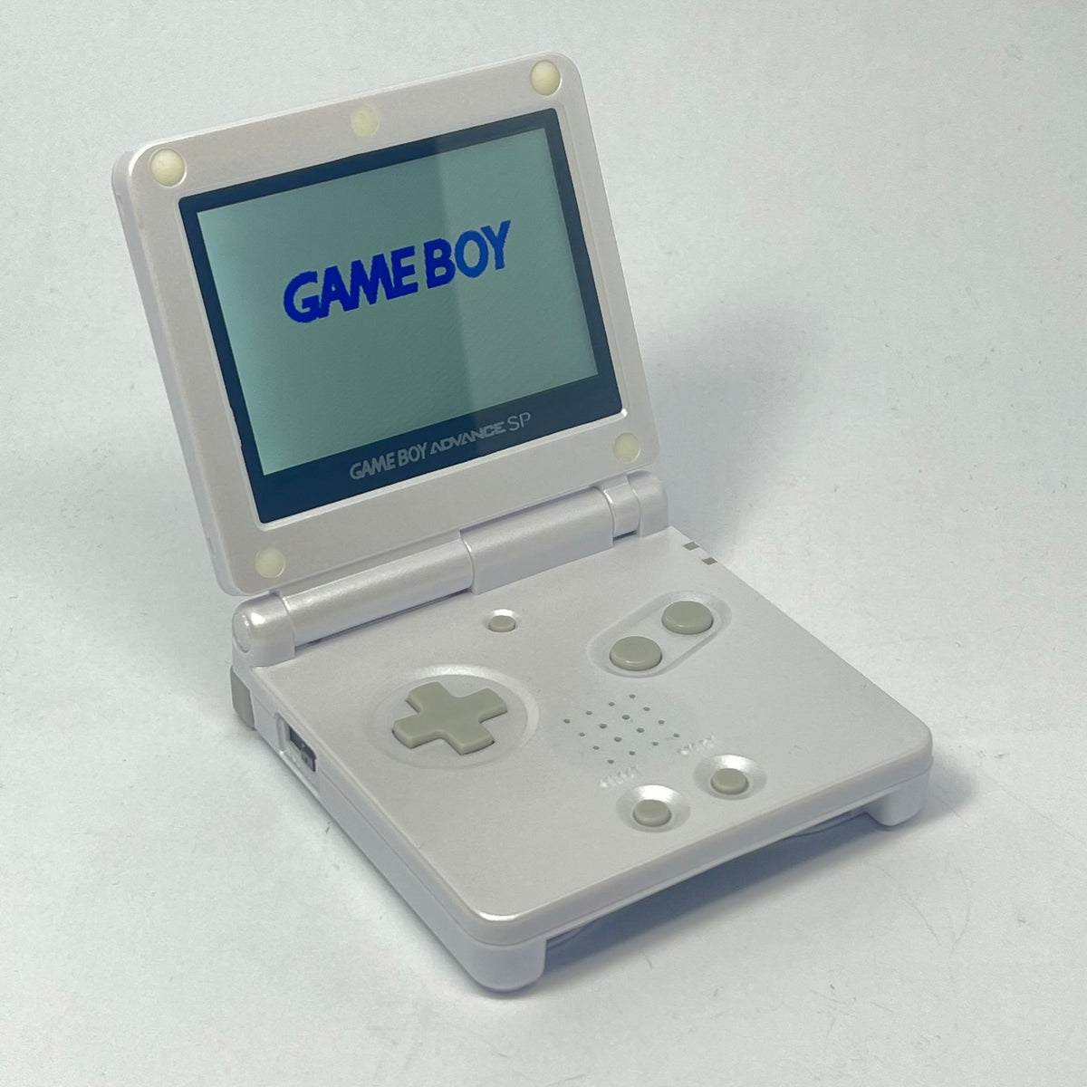 Konsole GBA SP Pearl White / weiß IPS V2 Display Mod + Netzteil