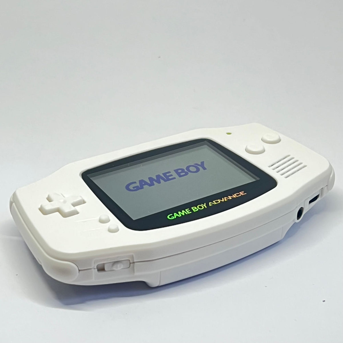 Konsole schnee-weiß IPS LCD Display Mod [RetroSix]