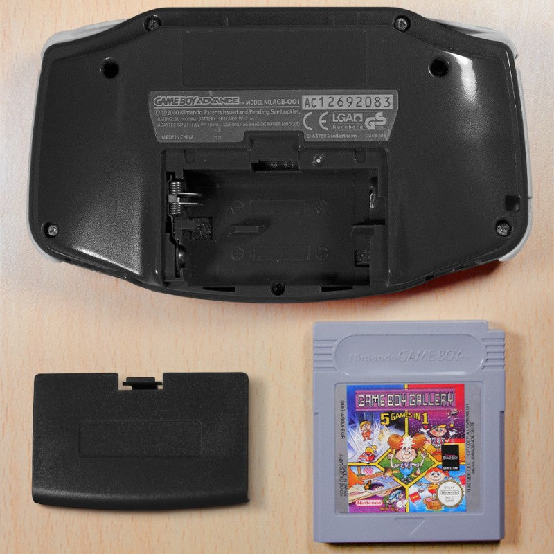 Konsole schwarz + Spiel GB Gallery 5in1