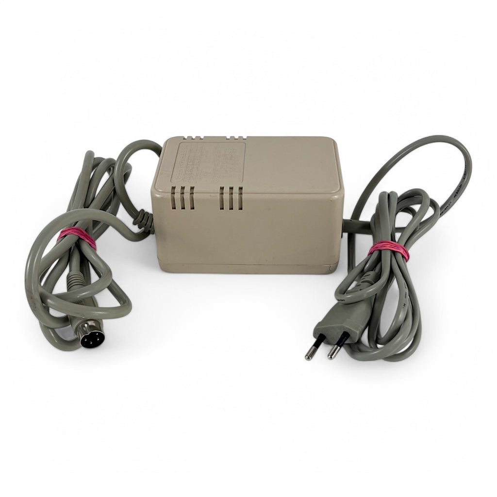 Original Netzteil STP 140