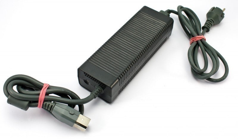 Original Netzteil 213W
