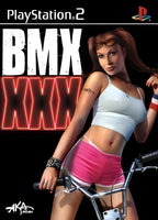 Das Cover von BMX XXX für PS2 zeigt eine Frau in Hotpants und Top, die auf einem BMX-Lenker sitzt.