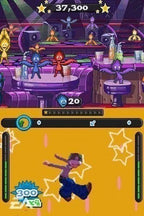 Eine Spielszene zeigt einen tanzenden Charakter auf einer gelben Tanzfläche in einem Club.