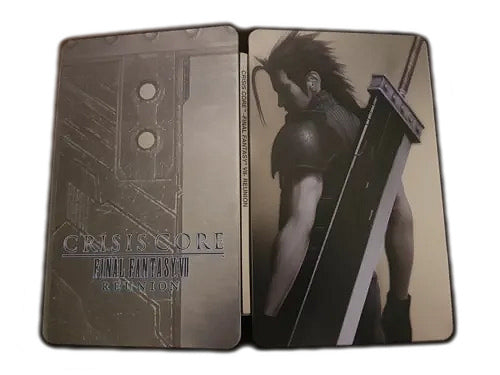 Das geöffnete Steelbook von Crisis Core Final Fantasy VII Reunion zeigt innen eine Illustration von Zack Fair.