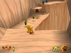 Der junge Simba läuft einen gewundenen Felsenpfad entlang und sammelt bunte Pfotenabdrücke.
