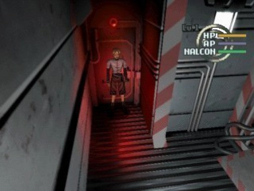 Der blonde Protagonist steht am oberen Ende einer Treppe, die in rotes Licht getaucht ist.