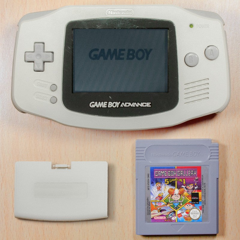 Konsole weiß + Spiel GB Gallery 5in1