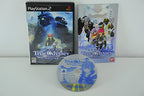 Das Cover von Gundam True Odyssey für PS2 zeigt einen riesigen blauen Roboter und eine junge Frau.