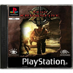 Das Cover von KKND Krossfire für PlayStation zeigt einen muskulösen Mann mit Munitionsgürtel und Gewehr. (110 Zeichen).