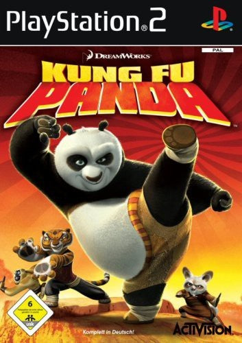 Kung Fu Panda für PS2 mit USK ab 6 Jahren: Der Panda Po in Kampfpose, umgeben von anderen Figuren.