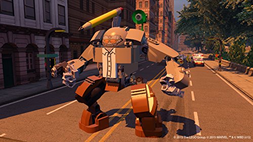 Agent Coulson im Roboteranzug steht auf einer Straße in Lego Marvel Avengers.