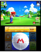 Mario Golf: World Tour zeigt Mario beim Zielen auf dem oberen Bildschirm und die Ballanzeige unten.