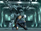 Solid Snake hockt in einer Halle vor dem riesigen bipedalen Roboter Metal Gear REX.