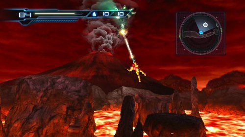 Samus Aran schwebt über einem Lavafeld mit einem rauchenden Vulkan im Hintergrund und feuert einen Energiestrahl.