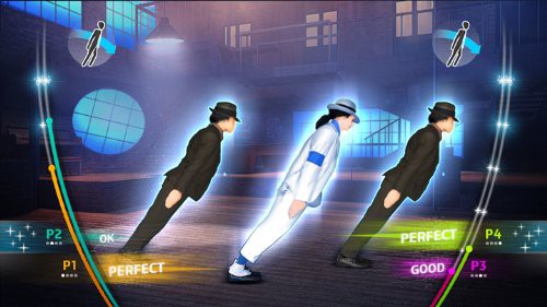 Drei Michael Jacksons im Anzug führen den Lean-Tanzschritt aus dem Musikvideo Smooth Criminal vor.