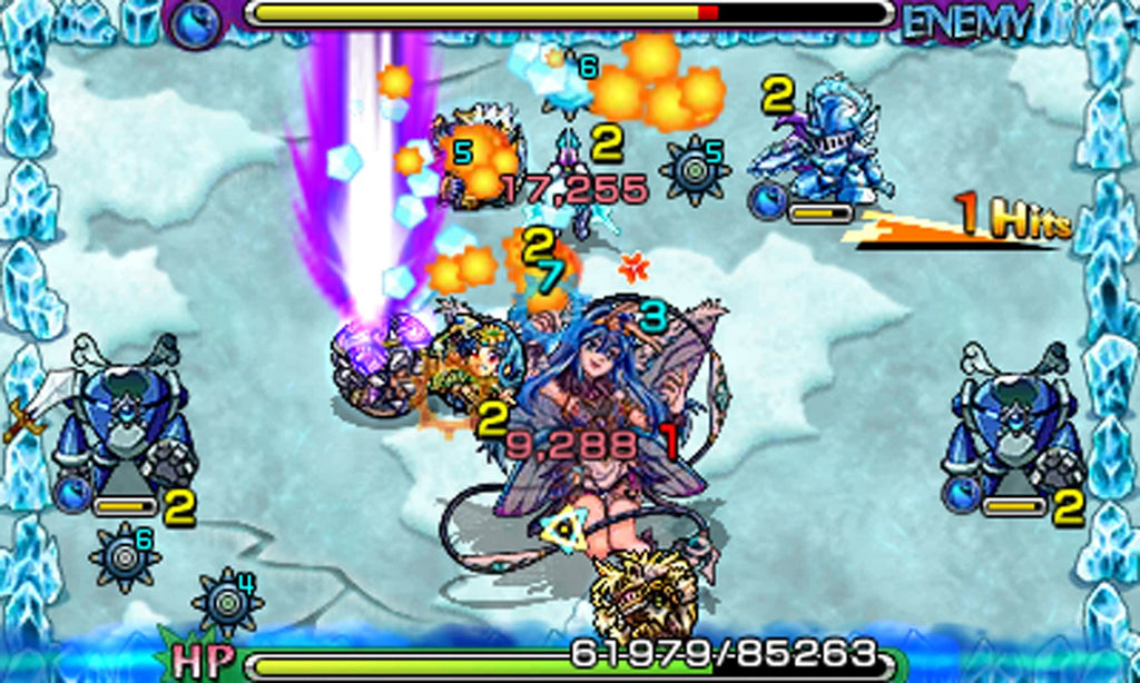 Eine Kampfszene aus Monster Strike zeigt mehrere Monster in einer eisigen Umgebung mit lila Lichtstrahlen.