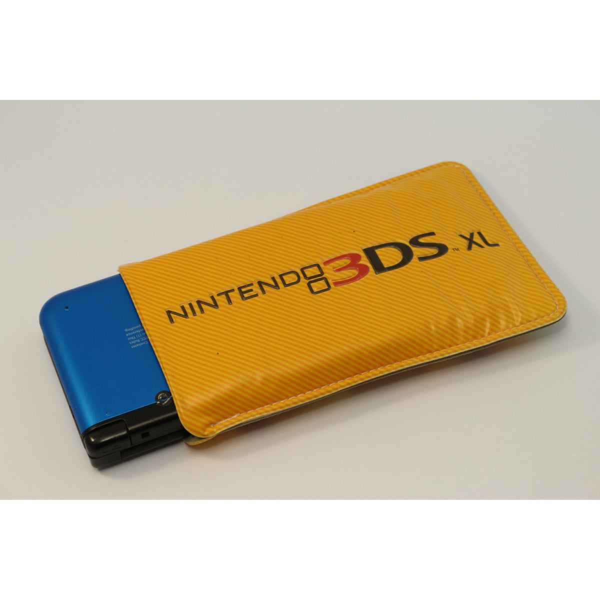 Konsole XL blau New Super Mario Bros. 2 Edition + Netzteil