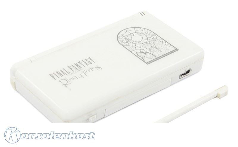 Konsole Final Fantasy Ring of Fates + Netzteil — Limited Edition