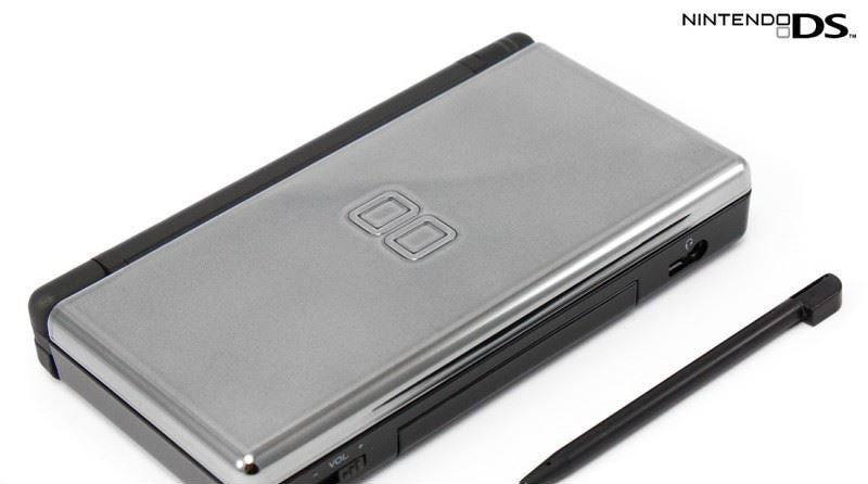 Konsole + Netzteil schwarz Club Nintendo Japan Premium [Platinum]