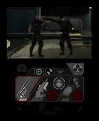 In Splinter Cell: 3D kämpft Sam Fisher gegen einen Gegner auf einem Dach.