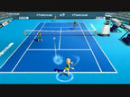 Eine Tennis-Doppelpartie auf einem blauen Hartplatz, bei der eine Spielerin im Vordergrund den Ball schlägt.