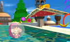 Super Monkey Ball 3D für Nintendo 3DS zeigt einen Affen in einer Kugel auf einem fliegenden Teppich über Wasser.