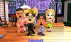 Vier Mii-Charaktere in verschiedenen Kostümen tanzen in einer Szene aus Tomodachi Life.