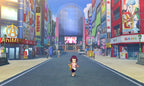 Eine Figur läuft in Yo-Kai Watch 3 durch eine belebte japanische Stadtstraße.